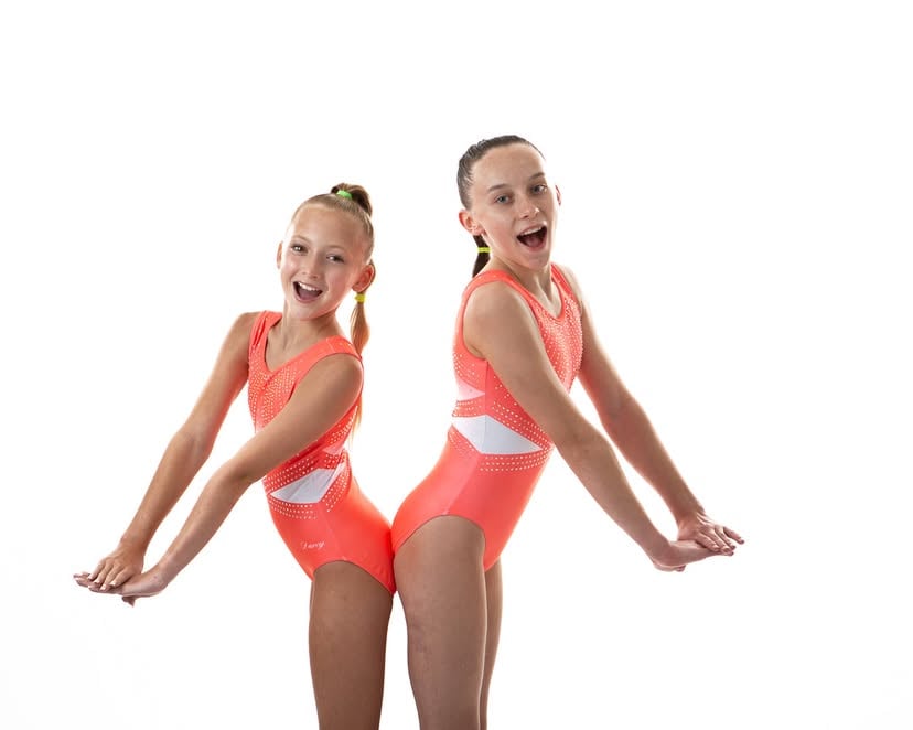 The new Blaze leotard is one for the girls who love comfort but don't want to sacrifice style! 🤩 The neon orange tank leo is perfect for training sessions in style! 

🛍 Shop the Glow Up Collection 2 now at www.darcyinternational.eu. 

#leotard #leotards #gymnast #gymnastics #leotardsforgymnastics #newcollection #gymnasticslife #artisticgymnastics #tumbling #acrogymnastics #trampolining #rythmicgymnastics #darcyleotards #darcyinternational #competitionleotards #turnpak #turnpakje #justaucorps