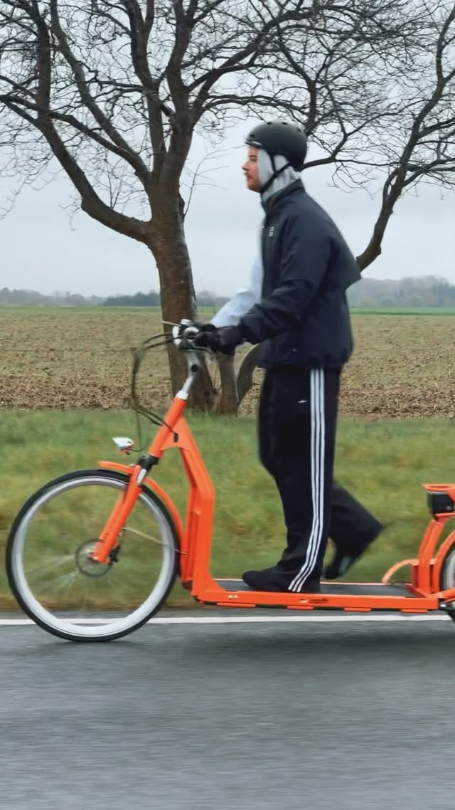 Wir sind von Amsterdam nach Hamburg gelaufen 🏃‍♂️🚴 by @aditotoro