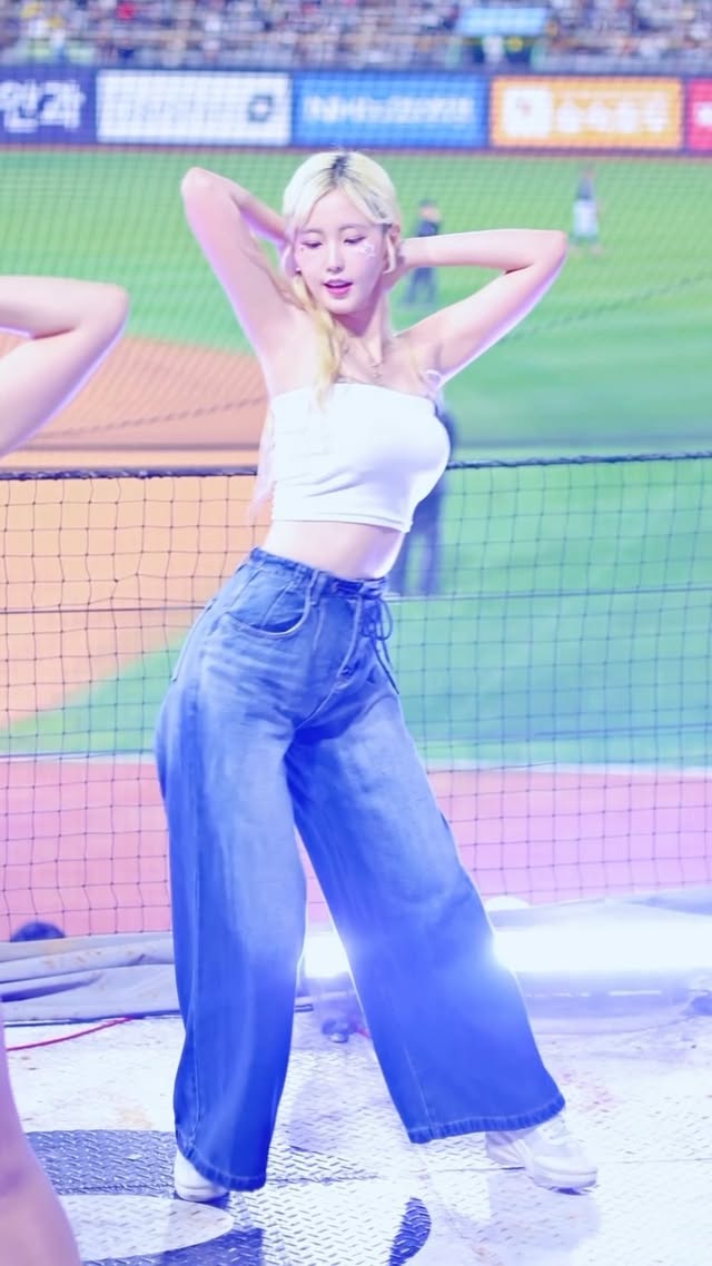 supersonic♥️
#치어리더 #김한슬