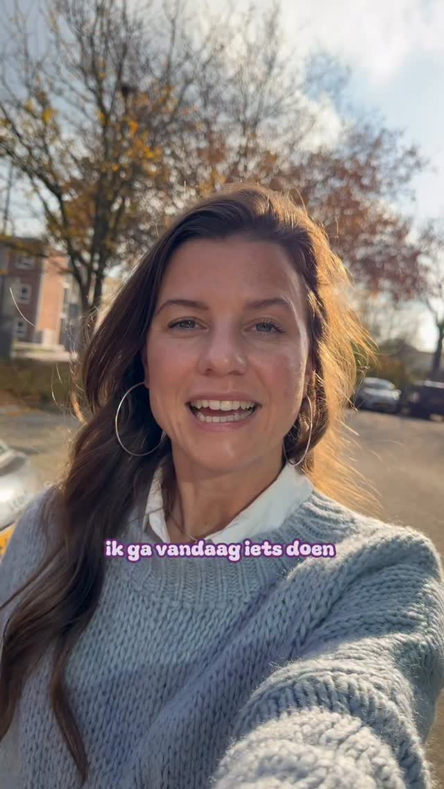 If you like it 💍 Give away! Je kan de workshop voor jou en +1 winnen. Laat een reactie achter in de comments & tag met wie je dit wil doen. Leuk als je mij en @atelierlilymary volgt 🫶🏼Winactie gesloten!De actie staat los van Instagram. #ringenmaken #workshop #zilverensieraden