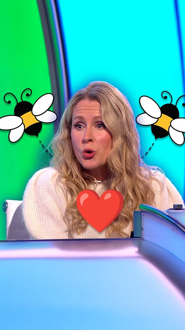 The only right thing to do 🙂‍↕️🐝 #WouldILieToYou #WILTY #bee #vet #animals #comedyshow