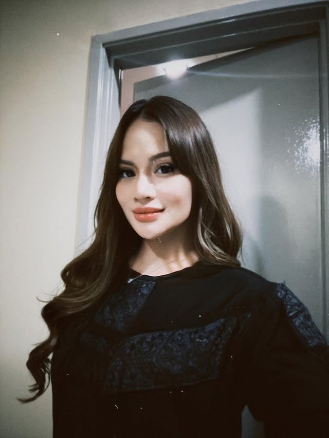 Sorry lah tak perfect sebab kening lukis ✍️ by @aidannatasya