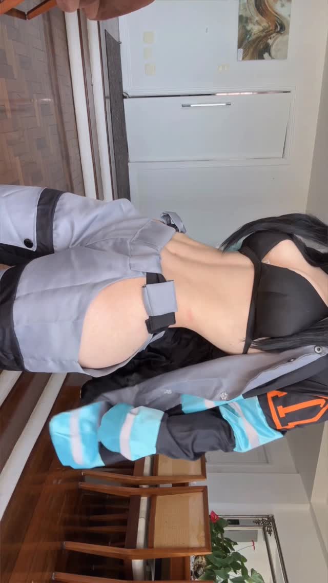 ‼️NEW COSPLAY ALERT‼️👀Can you guess the character??Let’s see who gets it right 👇.....#cosplay #cosplayer #anime #tamaki #fireforce by @fegalvao_