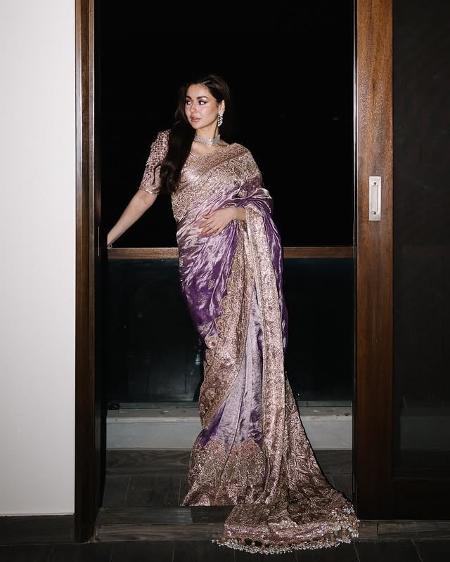 gave mermaid styling @aarindanoor outfit @manishmalhotraworld @manishmalhotra05 jewels @sherezadjewellery hair & makeup @sonia_nazir photography @zunaisheikh