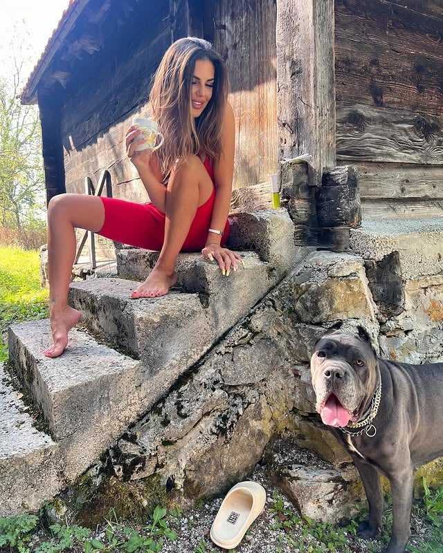 #camping #mountain #serbia #serbiangirl #srbija #red #lovelife #nature #morning #enacolic