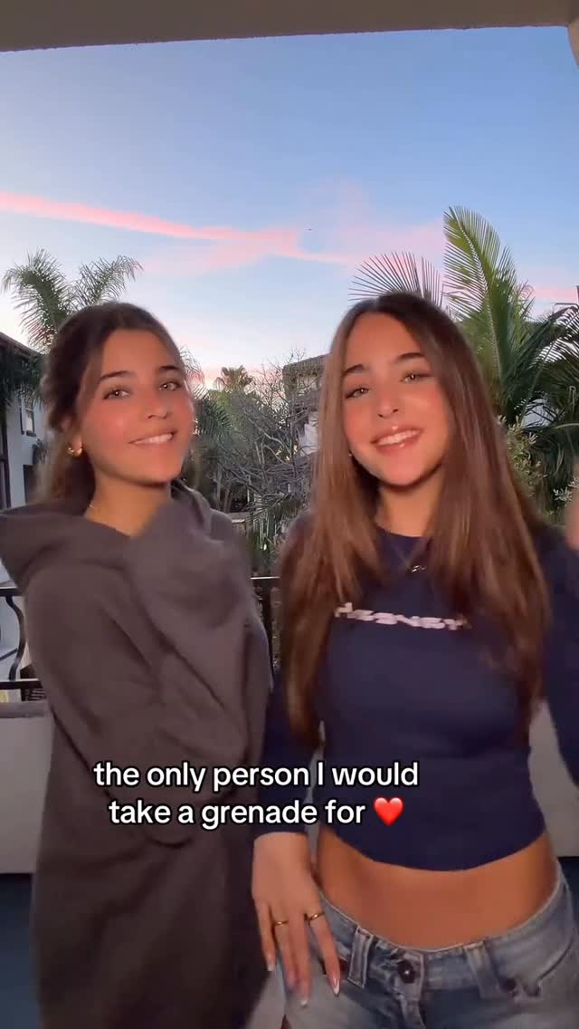 👀