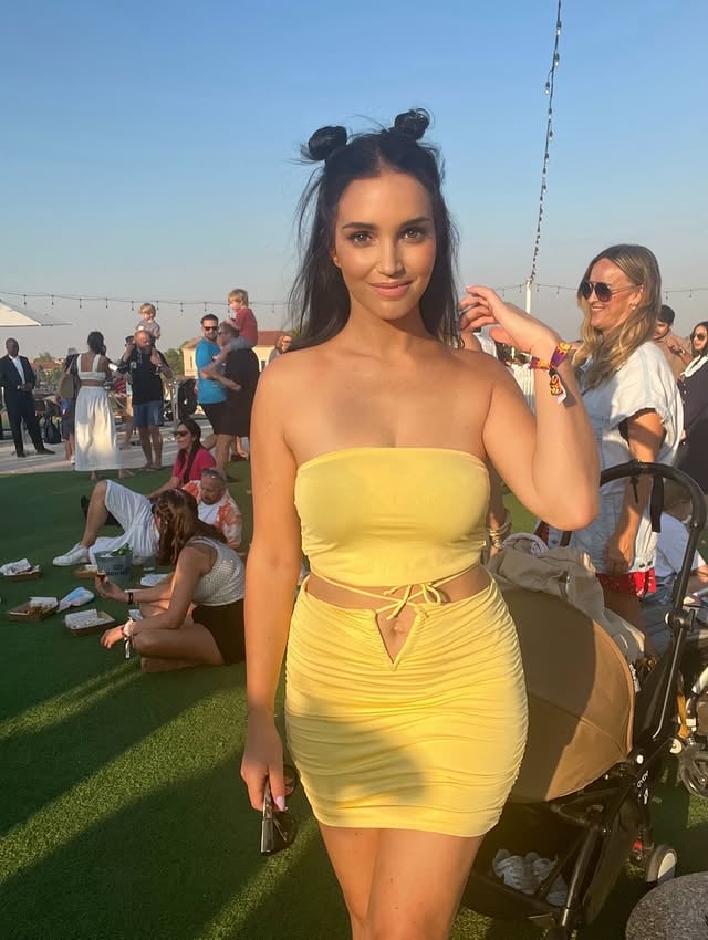 💛 by @priscillaliaud