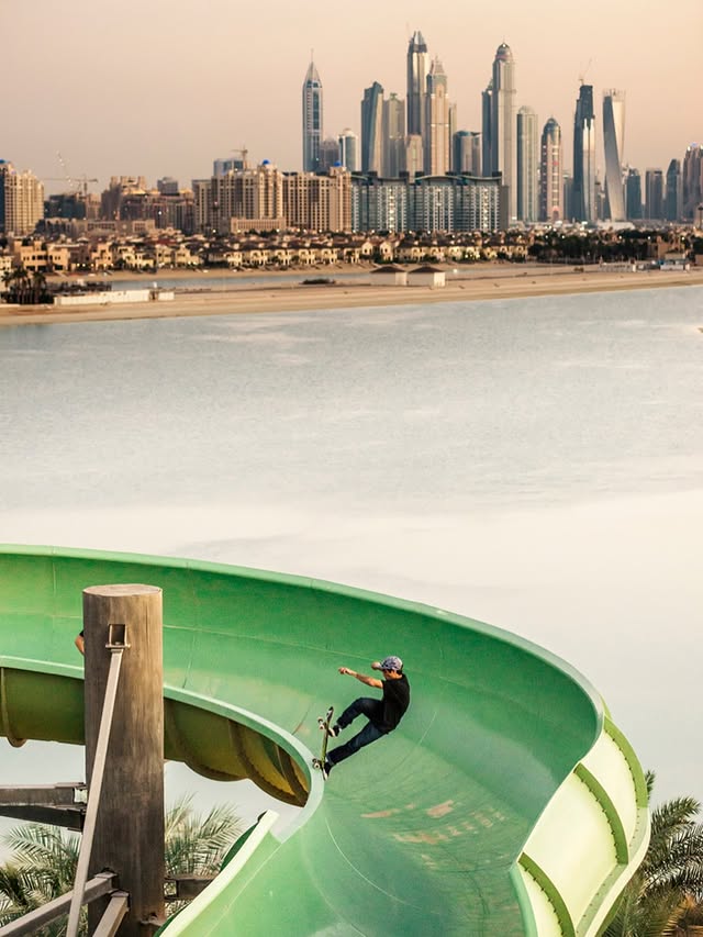 Fs Blunt! Always been hyped on this one… skating a waterpark in Dubai. They actually emptied the whole place so we could skate it for a couple days! 📸 @maximshatrov by @miltonmartinez