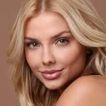 Carol Bresolin(@carolbresolin)'s profile avatar