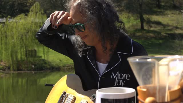 Seems like the right time for a good cup of coffee… remember this little gem? #tbt to the #greenybluesblend ☕️ 💀 🤟 hit up @muddywaterscoffeecompany for some Cool Beans !! by @kirkhammett