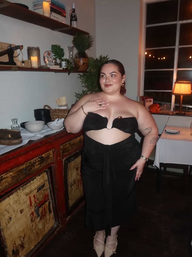 Spent the night with @plannedparenthood talking all things women’s health + why it’s so important for us as Latina creators to use our voices to amplify the work PP does for our communities 🤍So proud to be part of conversations around access to safe abortions, birth control, STD testing, and the resources + support they continue to provide every single day. #imforpp by @wendyfrita