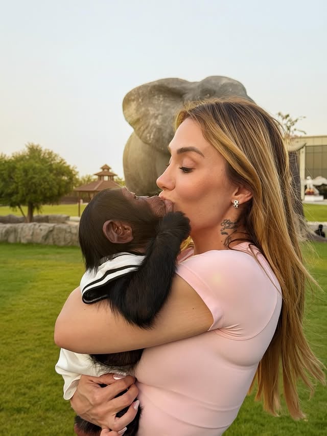 Uma Tarde incrível ♥️🇦🇪 by @samarapink_