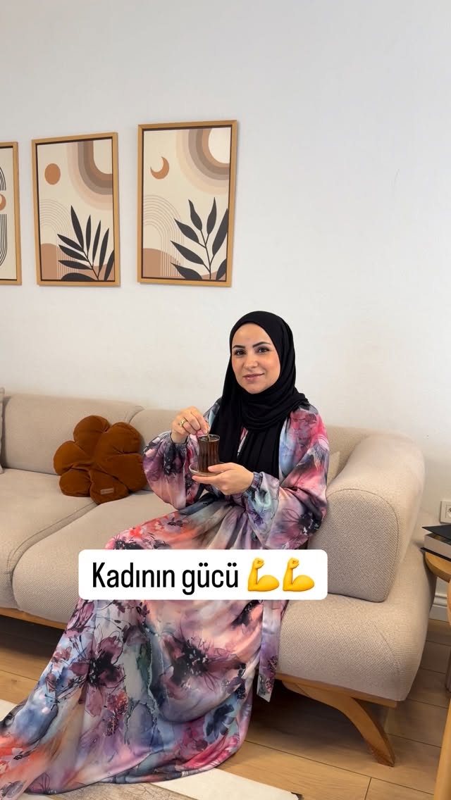 Sonuna kadar izleyin 😂😂@6kiz_1anne #komik #keşfetteyiz #family by @6kiz_1anne