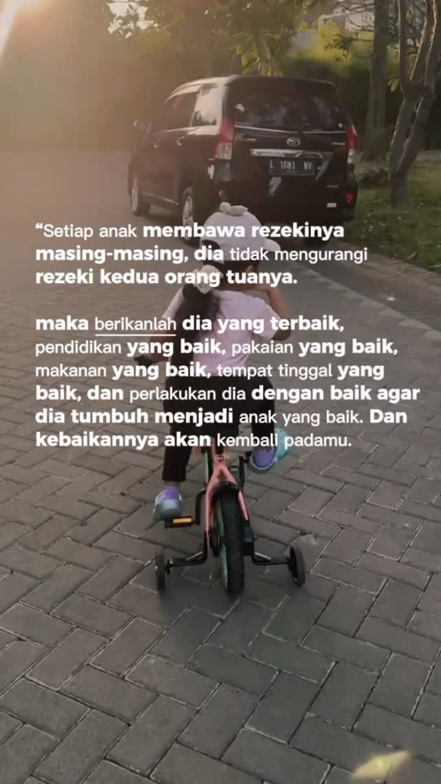 ..Allahummabarik.Assalamualaikum warahmatullahi wabarakatuh ..Bismillaah ...Doa terbaik dan selalu bersyukur setiap harinya Biidznillaah 🤲Aamiin Yarabballaamin.#beranda #foryou #masukberanda #fyp #ustadadihidayat .. by @ukhti_irma_p
