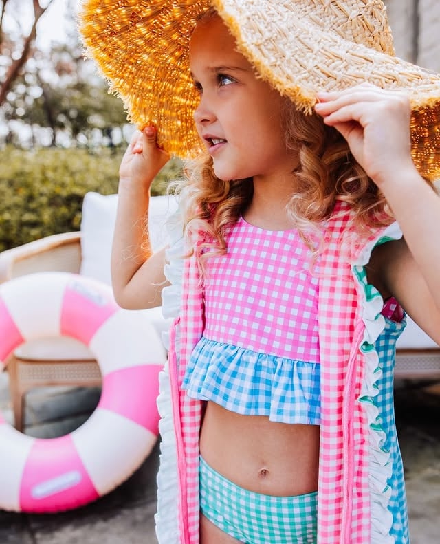 GIVEAWAY!! Swim as low as $15!! sweethoneyclothing.com/collections/swim⁠
Comment your favorite, tag a friend, and share this to your stories for a chance to win a $200 giftcard to the site! ⁠
⁠
**We will never contact you from another account or ask for your credit card info via message. The winner will NOT be announced in the comments. If anyone does, it’s a scam account! The winners will be announced here and in stories on Instagram and Facebook and contacted via a DM from our page on June 30th**