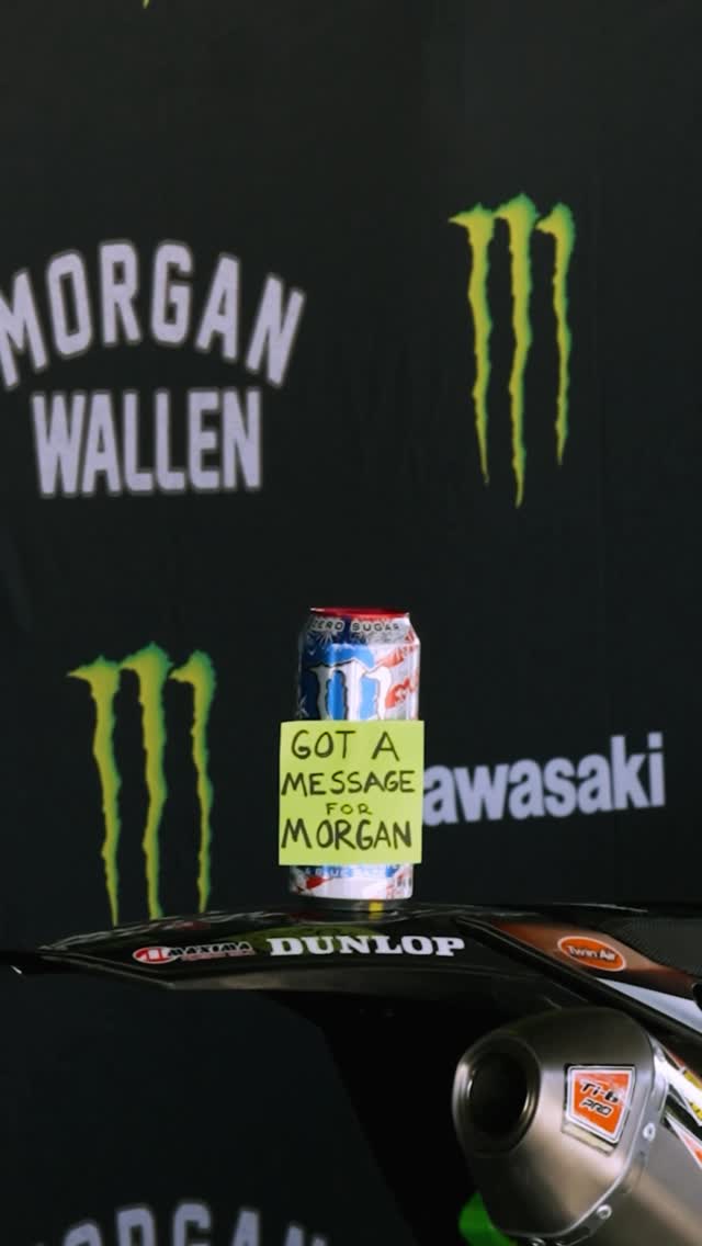 NOBODY SHOWS UP HARDER THAN @morganwallen FANS FOR #STILLTHEPROBLEM 🤪💥#MonsterEnergy #MonsterMusic by @monsterenergy