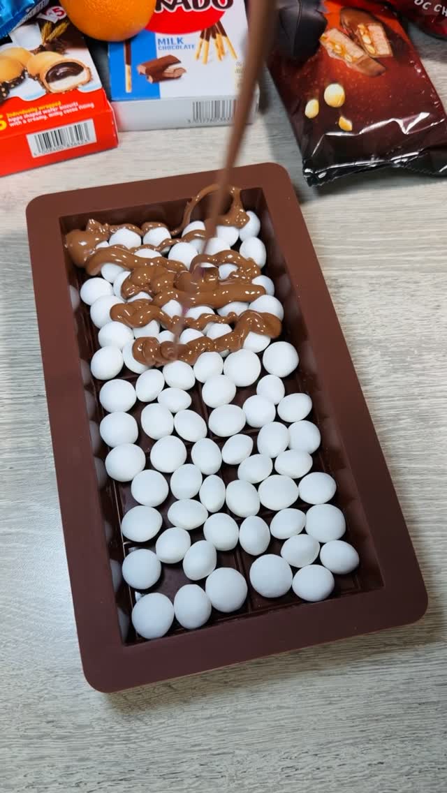 The Ultimate Teeth Breaker - Mint Balls Dubai Chocolate ✨💞#easy #foodasmr #mintchocolate #oddlysatisfying #homemade by @chocomusexx