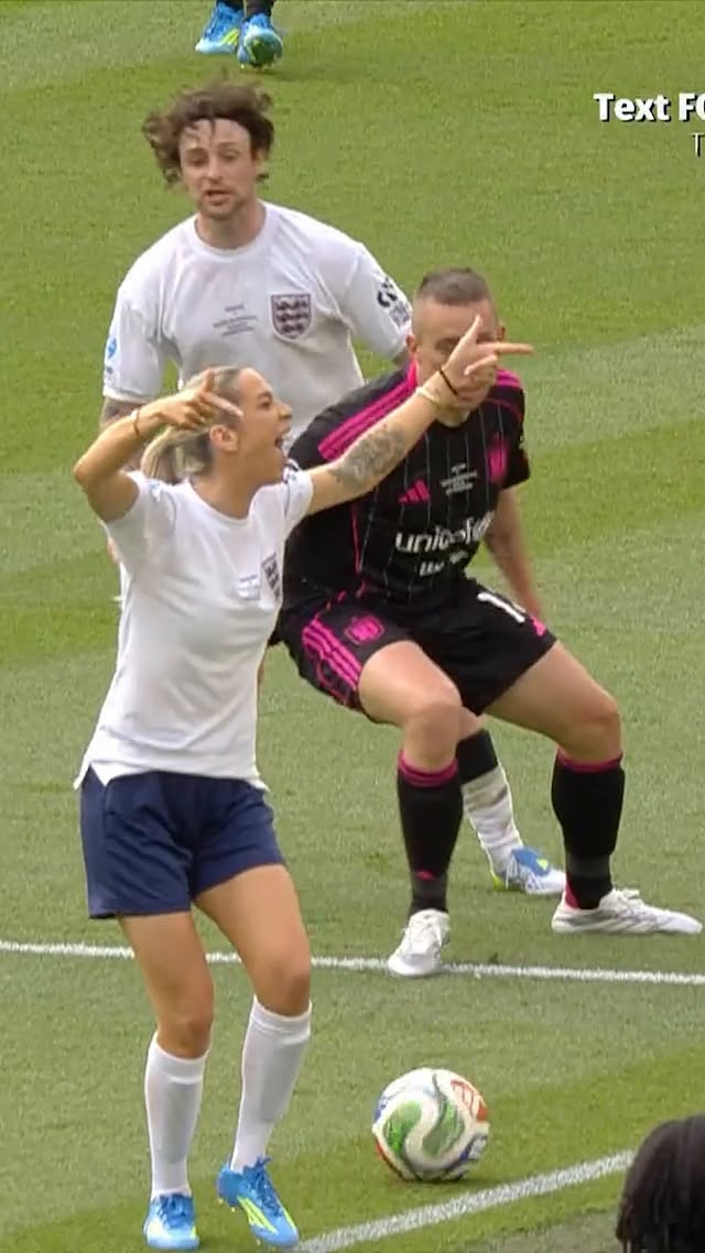 Obsessed with GK Barry celebrating a pass and missing the next one 😂 #SoccerAid #GKBarry by @itvxofficial