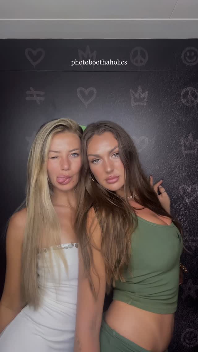 photoboothaholics by @nattyzach