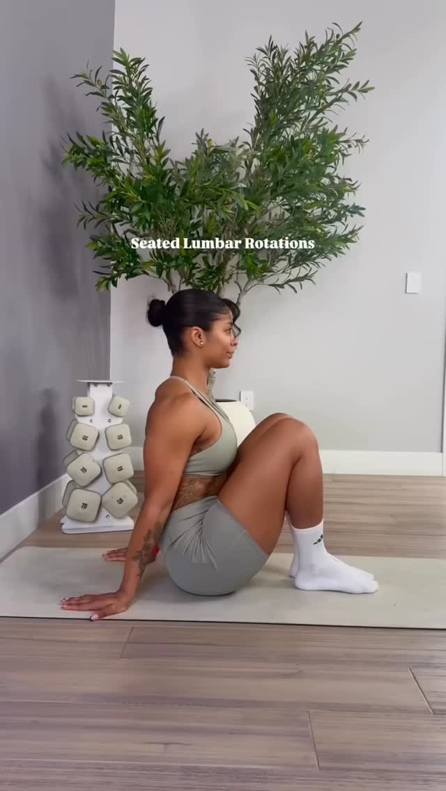 Follow this profile .. @massy.arias You’re going to feel incredible after this one! If your lower back has been talking to you, save this one and don’t skip it tribe [send it to a friend] || Si tu espalda baja te molesta, esta rutina es para ti [mándasela a una amiga] ✨These movements are designed to open your hips, create space in your spine, and take pressure off your lower back so your body can move the way it was built to. 3x10 Seated trunk rotations help release tension in the deep muscles of the lower back decompressing it while improving spinal health and stability. 3x30s Wall cobra gently extends the spine, counteracting all the forward bending we do daily and helping decompress the lower back.3x30s Wall butterfly and wall pigeon open tight hips and glutes, releasing built up tension that often pulls directly on the low back.3x30-60s Wall couch stretch targets the hip flexors, one of the biggest contributors to anterior pelvic tilt and lower back discomfort.When your hips move better, your spine doesn’t have to compensate.Less tension. More control. Better performance.Breathe through each position. This is where strength actually begins. by @workoutwomenss
