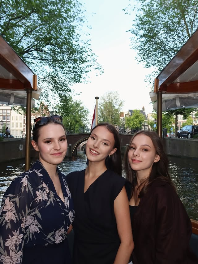 Finally together👯‍♀️♥️☯️

📍Madrid
📍Amsterdam