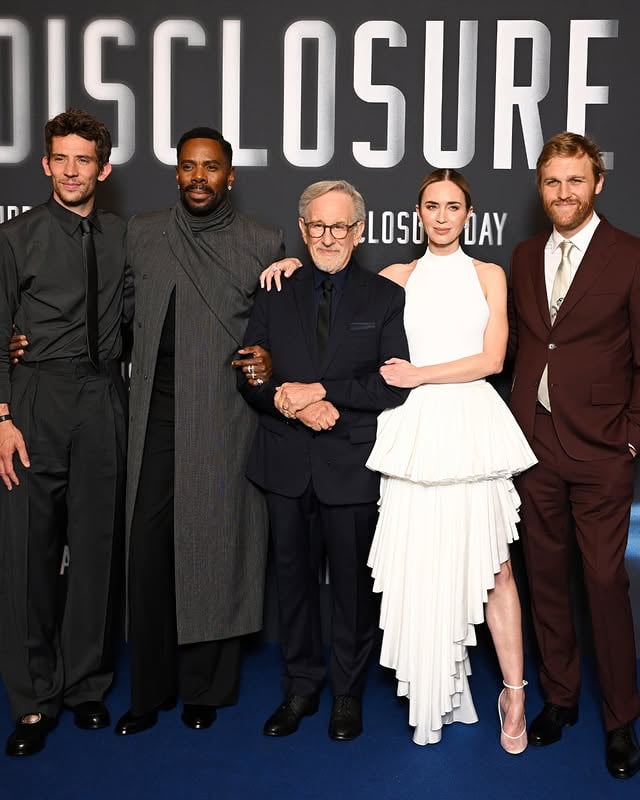 Bonjour from the Disclosure Day premiere in Paris. 🇫🇷 See it in theaters June 12 - get tickets now: link in bio. by @disclosureday