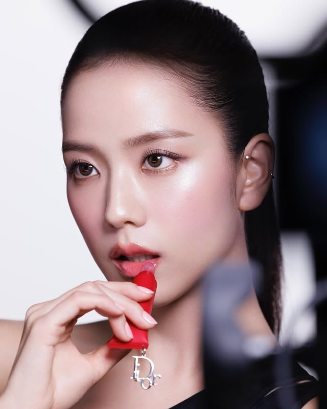 Behind the scenes with @Sooyaaa__ wearing Dior Addict Lip Glow Butter in 108 Guava, a tangy vibrant pink with golden shimmers.Discover Rosy Glow & Rosy Glow Stick matching shades for monochromatic juicy looks.#DiorBeauty #DiorMakeup #DiorBackstage #DiorAddict by @diorbeauty