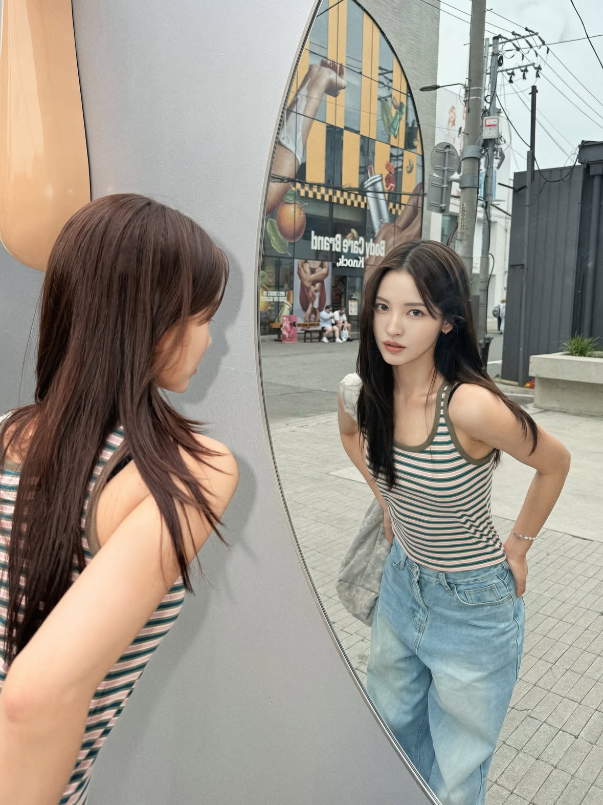 더워 한국
韓国暑すぎ