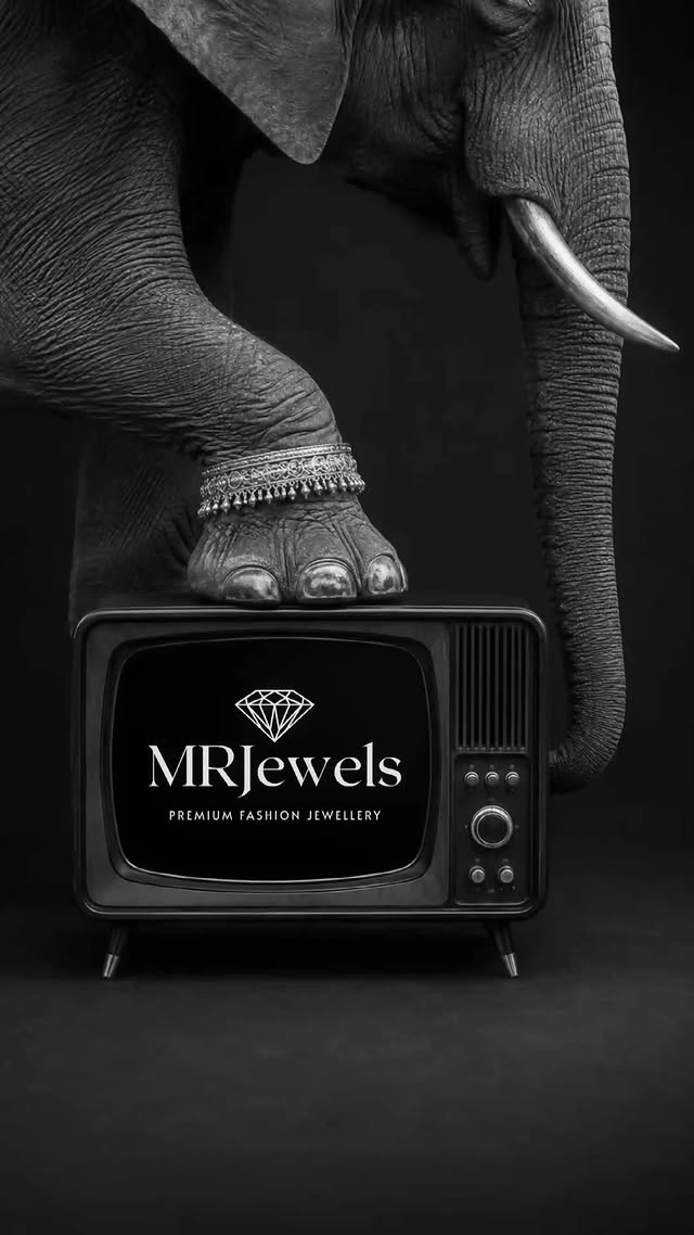 A new royal chapter is about to begin 🙌 MRJewels is coming soon to Indiranagarwhere heritage meets everyday luxury ✨#MRJewels #OpeningSoon #Indiranagar #Bangalore #BangaloreShopping #BangaloreFashion #JewelleryStore #JewelleryLovers #PremiumFashionJewellery #LuxuryJewellery #EverydayLuxury #HeritageJewellery #RoyalJewellery #IndianJewellery #FashionJewellery #StatementJewellery #BangaloreStores #NewStoreOpening #ComingSoon #ShopMRJewels by @mrjewels100
