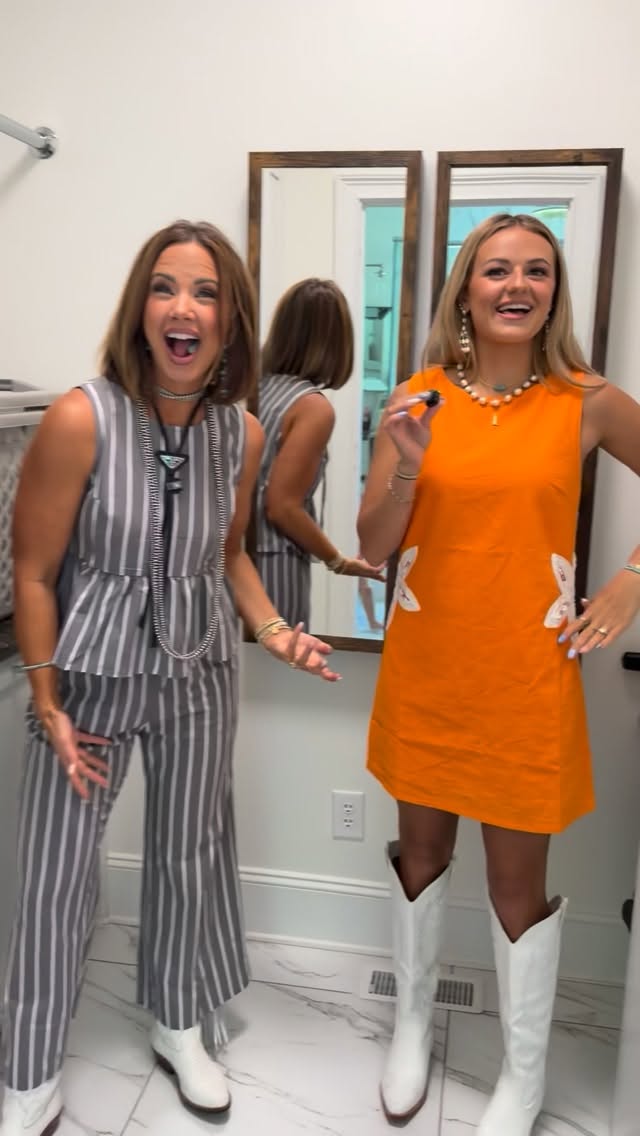ok i’m loving @kesley_leroy in orange! it’s her color! her skin glows!! by @betsymikesell