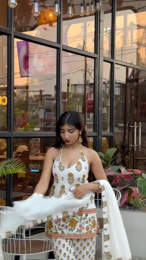 on my favourite lines 🤏🏻✨
suit from @nishorama