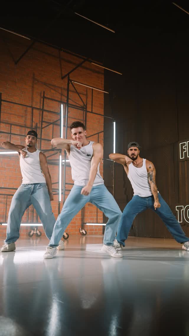 Bunda batendo 🔥 by @fitdance