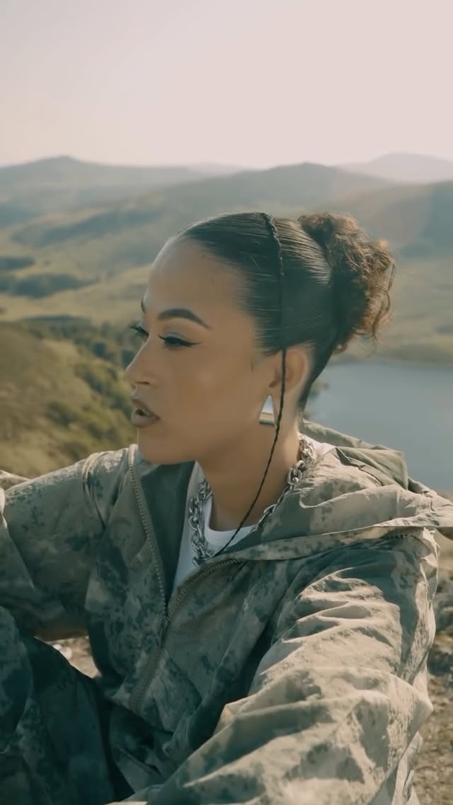 up in the dublin mountains taking in the mad year I’ve had and it’s only half way through, just bought a home with the love of my life, about to drop a banger with @chrislorenzo66 and the summer is packed with sick shows across the globe… feeling blessed to be surrounded by music and a crew who supports me as much as you do 
big love to all who have been backing me since day dot, u know who u are ♡