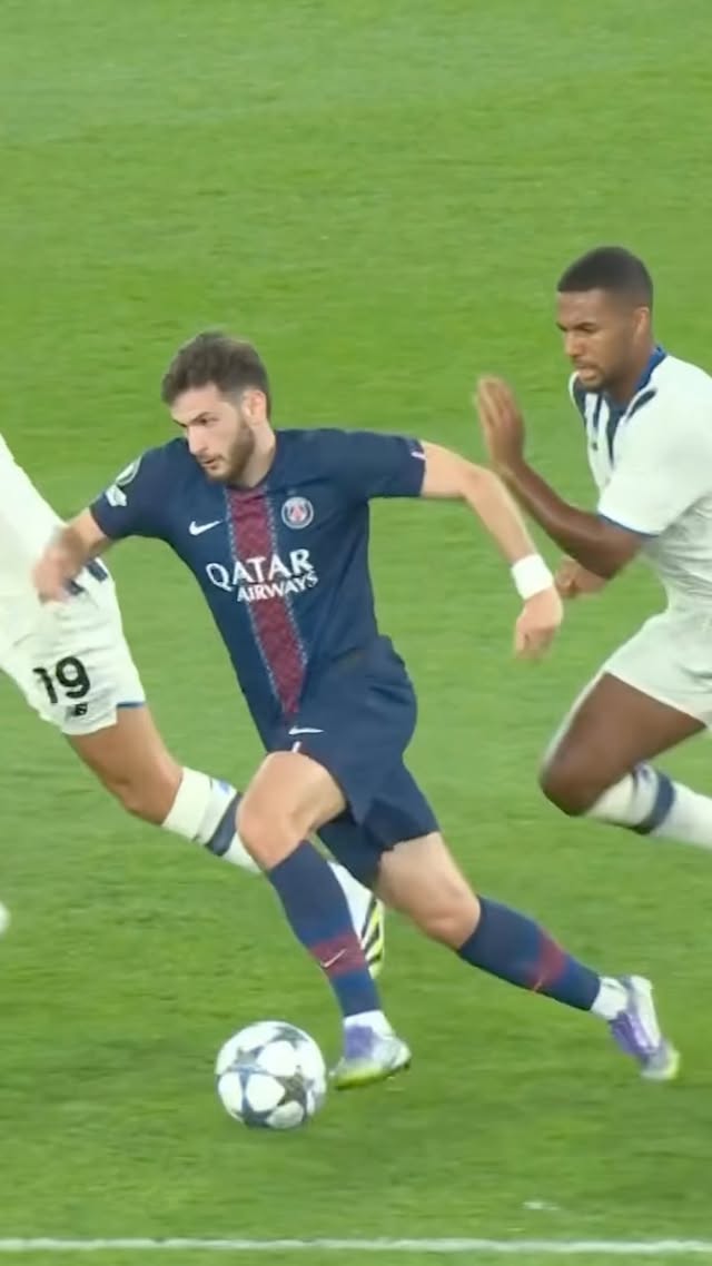 Paris star Kvaratskhelia 😮‍💨
