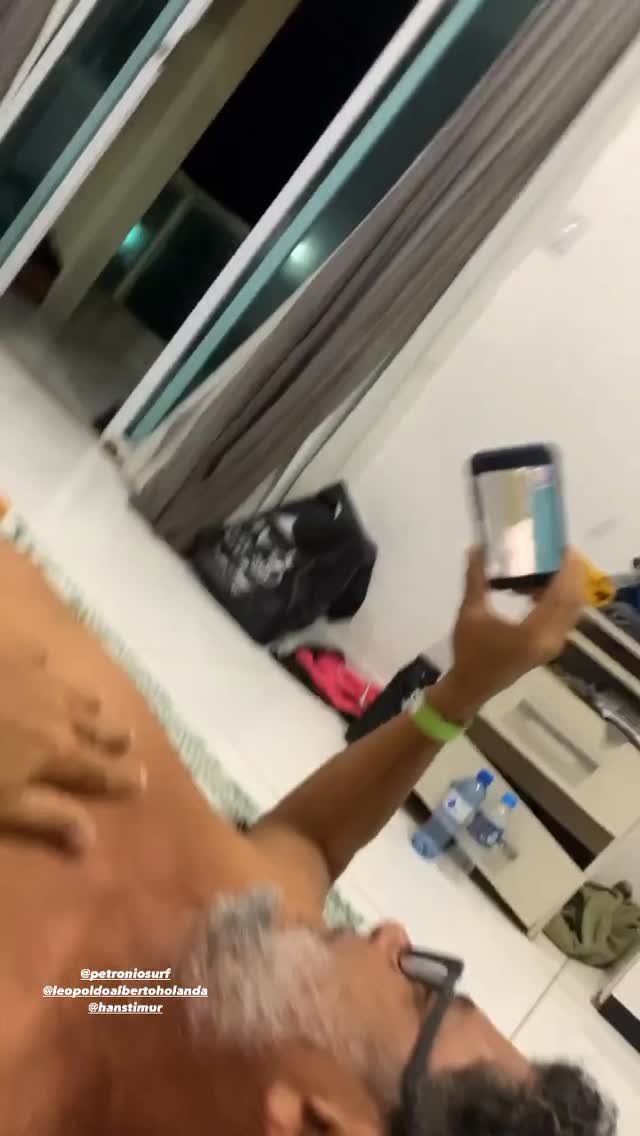 Meu amigo de mais de 40 anos !!!
Quero lembrar de você assim, amizade verdadeiras com muito amor e comédia
Uma pessoa que ensinava que a vida é fácil e a gente complica.
Fez sua missão com nota 10 ❤️❤️❤️❤️🙏🏻🙏🏻🙏🏻🙏🏻
Deixa muita saudades, um dia a gente se encontra meu irmão 🙏🏻