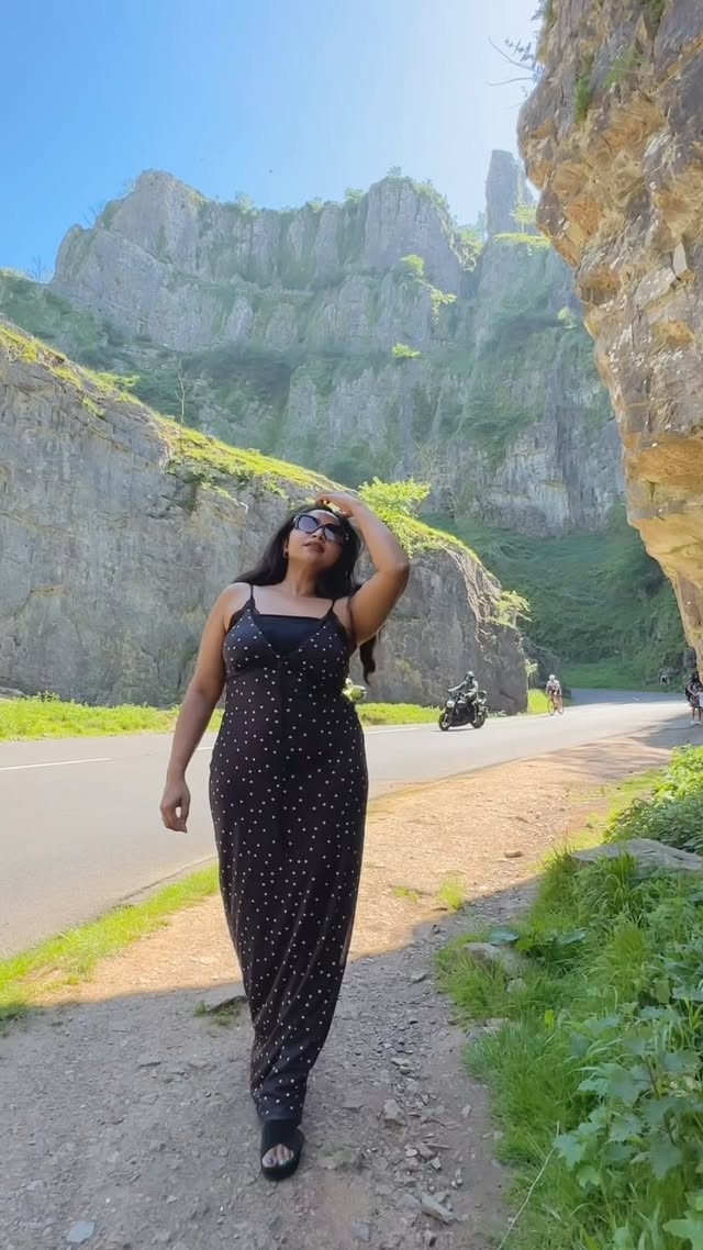 This gorge was formed over 1.2 million years ago during the Ice Age…Decided to explore it on the absolute hottest day of the UK summer😄

#reel #uk #travel #fyp #explorepageًًً