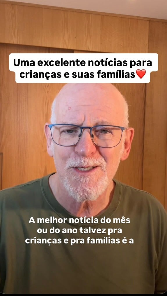 A nova vacina é um tremendo avanço na proteção contra doenças graves como pneumonias e meningites, e também contra otites e sinusites. Mantenha sempre a caderneta de vacinação dos seus filhos em dia. É o melhor presente que podemos dar a eles.E viva o SUS! by @pediatriaintegralbr