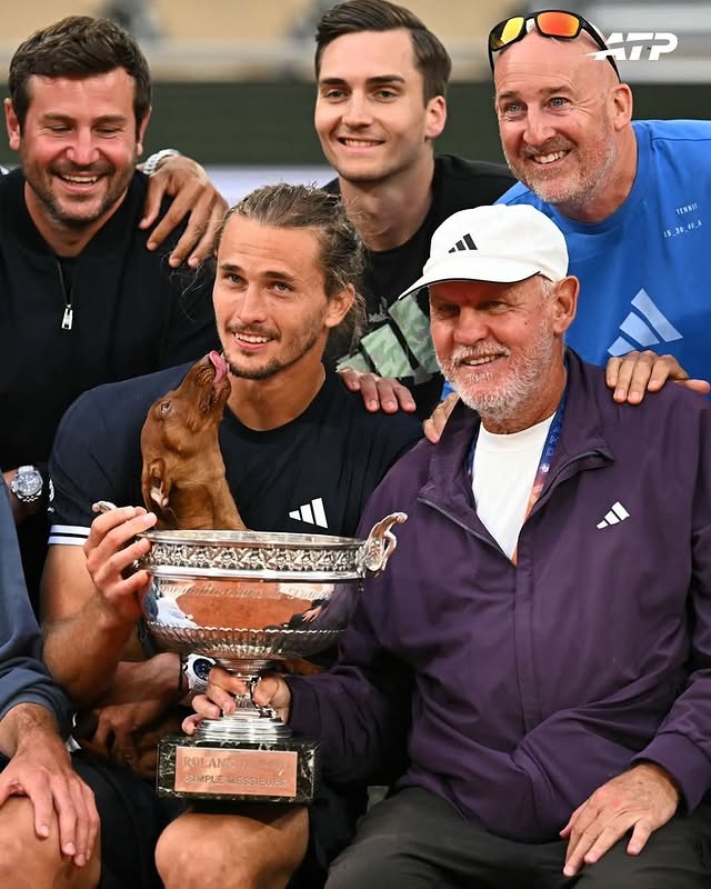 My dad is a GRAND SLAM CHAMPION 🏆❤️ #CoreMemory
#MyDadDidThat
#bigmomentsinlife 
#ProudestPup