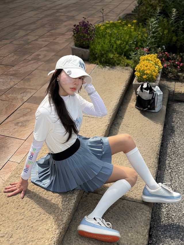 많은 사람들에게 고마운 하루 🩵오랜만에 블랙스톤인데스코어 좋아서 기분 좋아요💫🍀@rollingrolleye_kr @rollingrolleye_flagship @sub70_korea #서브70 #sub70@butter.birdie #버터버디 #버터버디골프화 by @choyeonnhee
