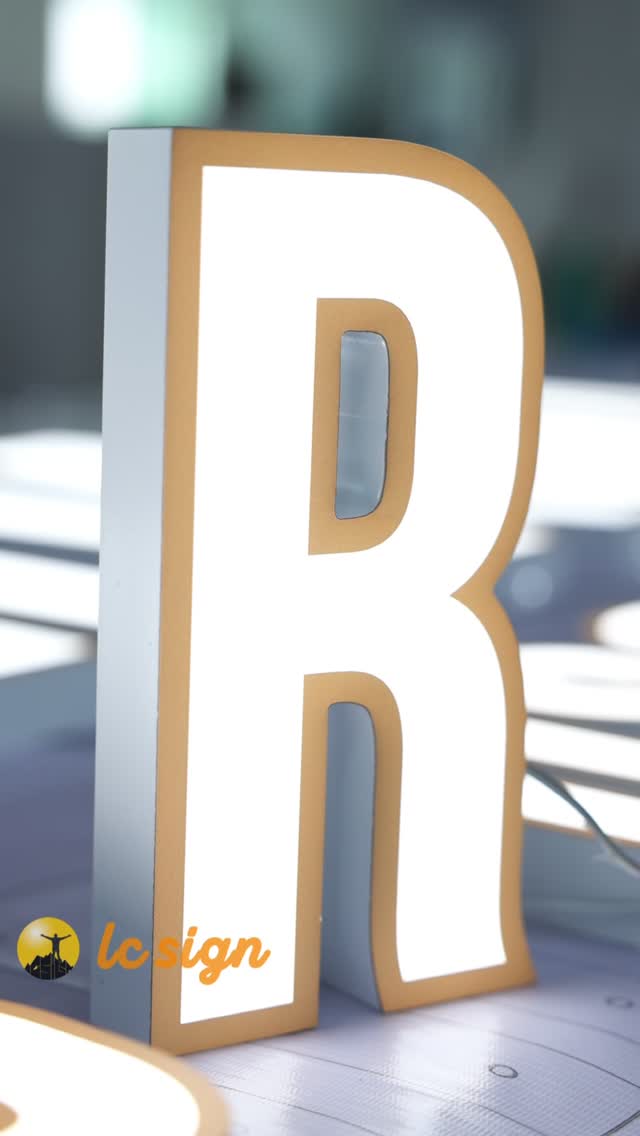 Unpopular opinion:

A bad sign can make a good business look cheap.

Agree or disagree?

👇 Tell me in the comments.

Need a custom sign for your business?
📩 DM us
📲 WhatsApp available
🌐 Order from the link in bio

#customsign #ledsign #neonsign #storefront #smallbusiness  @pova.india