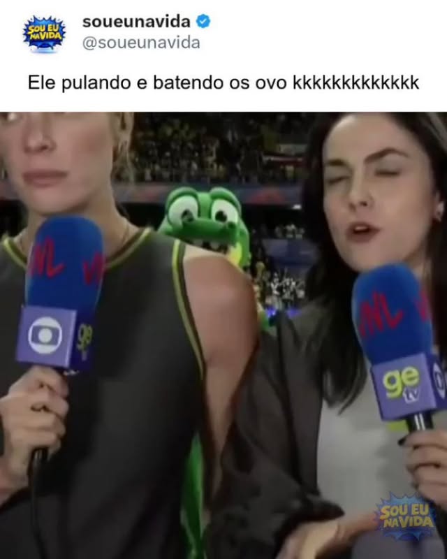O Zécaré é bom demais kkkkkkkkkkkkkkkkkkkkkkk

Ser mascote parece o emprego dos sonhos: assistir aos jogos de pertinho, tirar foto com a torcida, dançar, brincar e arrancar risadas de todo mundo.

Mas por trás daquela fantasia existe muito trabalho. São horas em pé, calor, eventos, ensaios, ações promocionais e a missão de manter a energia lá em cima do começo ao fim. Mesmo quando o time está perdendo, o mascote continua animando a arquibancada e levando alegria para os torcedores.

É um trabalho em que o rosto não aparece, mas o carisma precisa aparecer o tempo todo. O mascote não representa apenas um clube ou uma marca. Ele representa a paixão, a diversão e as memórias que ficam na cabeça de quem vive aquele momento.

Nem todo herói usa capa. Alguns usam uma fantasia gigante e passam o dia distribuindo abraços.

Siga @soueunavida para mais vídeos! 💙

#soueunavida
