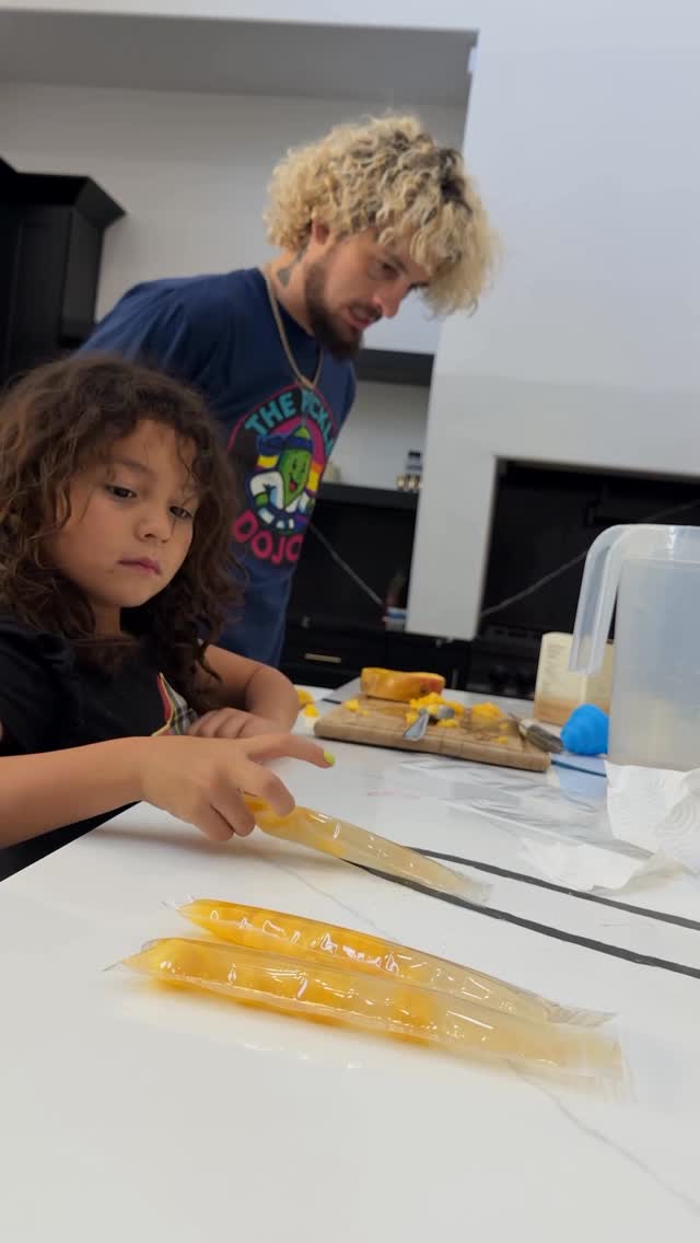 mango doingwell popsicle recipe & new hair reveal! @wearedoingwell by @sugasean