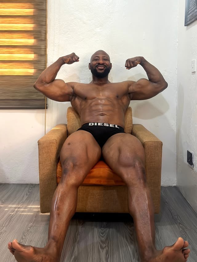 👏🏾💯💪🏾......#bodybuilding #physique #motivation by @anthonyodi