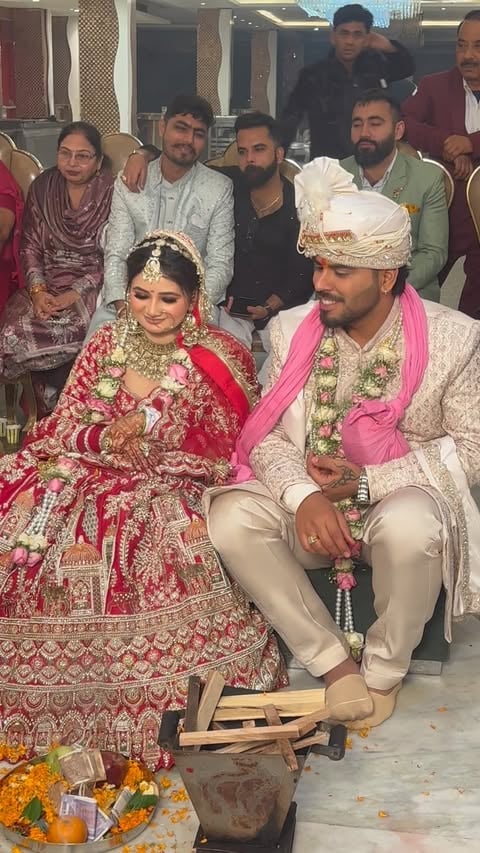 😂❤️
@deepalidhawan__ 
.
.
.
.
.
.
.
.
.
.
.
#instagram #reels #viral #trending #explore
