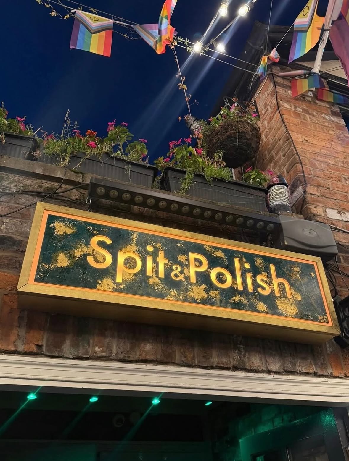 And so Spit & Polish closes its doors for the last time. Thank you everyone. Thank you, Canal Street 🩷